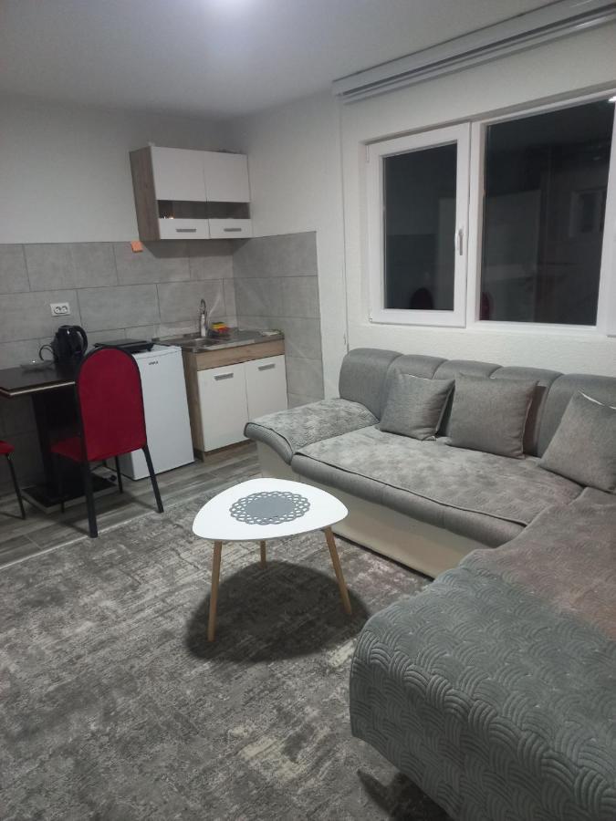 Adagio Studio Apartment Плав Экстерьер фото