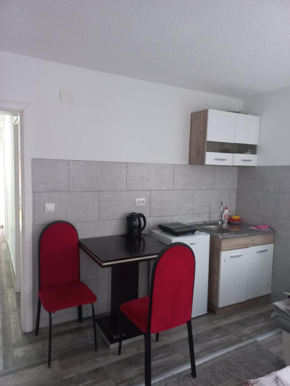 Adagio Studio Apartment Плав Экстерьер фото